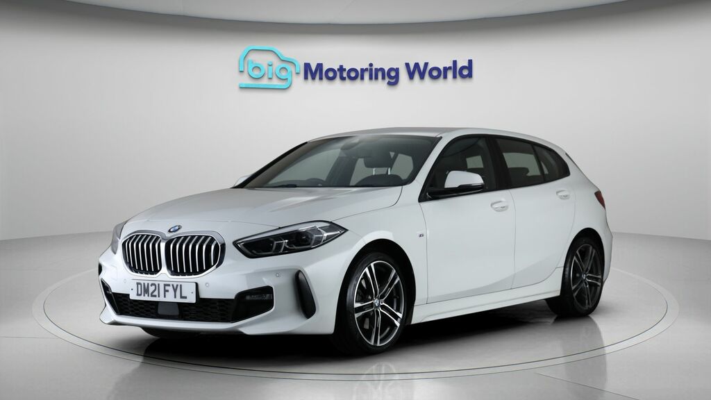 BMW 1 Series M Sport DM21FYL White #3