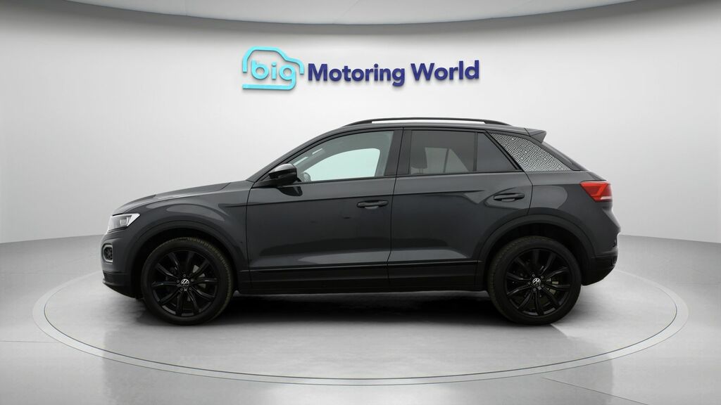 Volkswagen T-Roc Black Edition BT70DHE Grey #4
