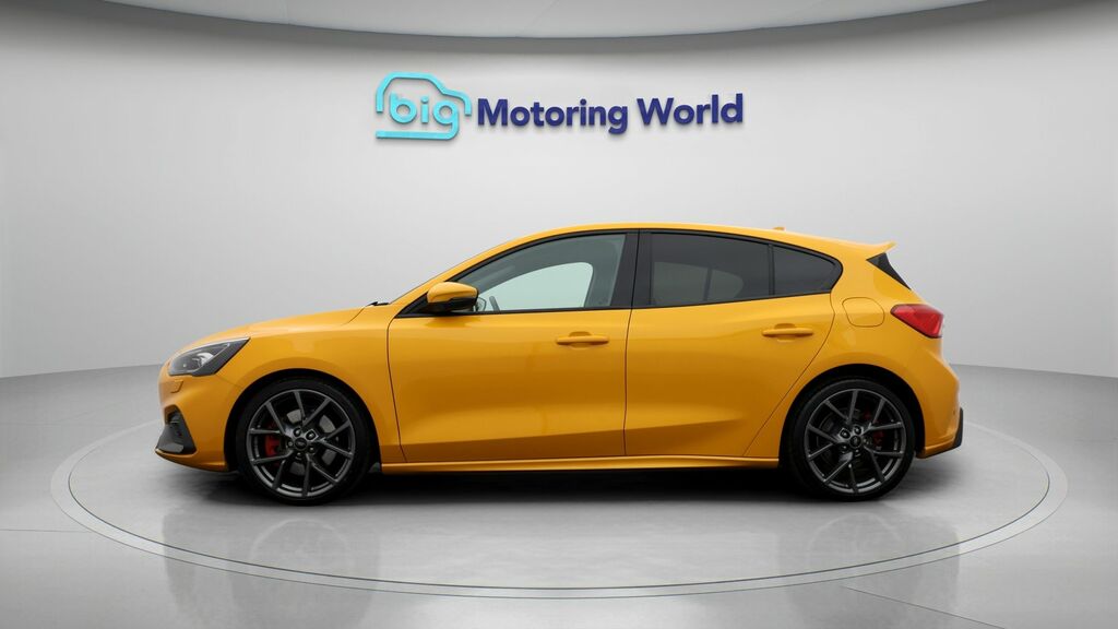 Ford Focus St Orange #4