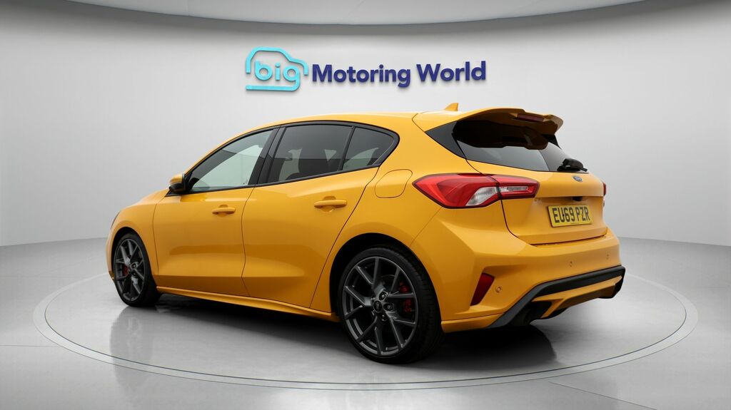 Ford Focus St Orange #5