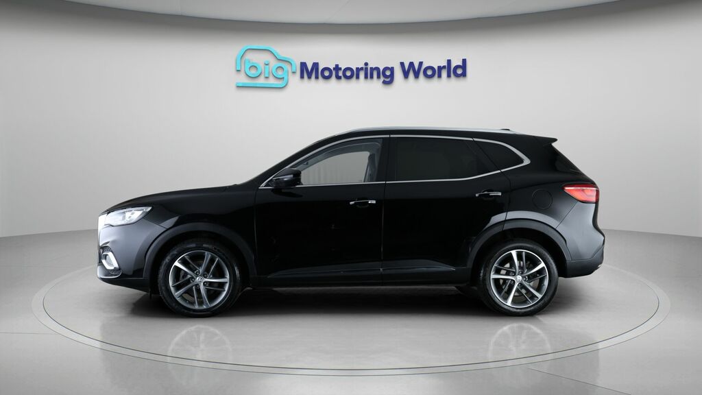 MG HS Exclusive LA23OVT Black #4