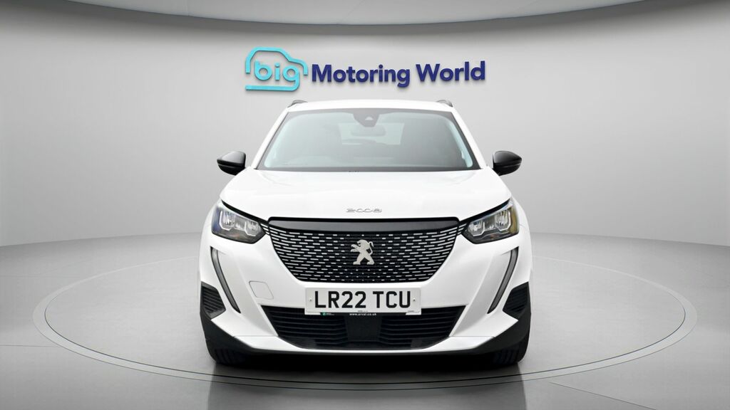 Peugeot 2008 Allure Premium LR22TCU White #2