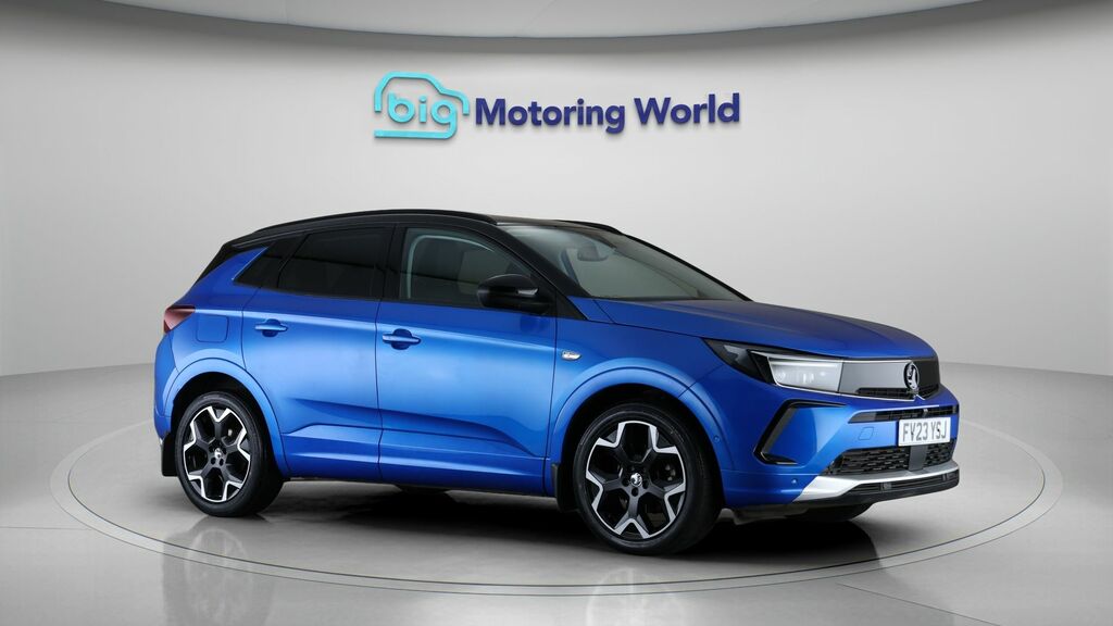 Vauxhall Grandland Ultimate Blue