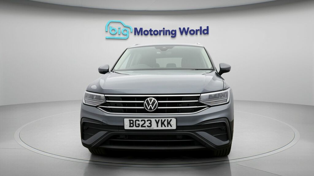 Volkswagen Tiguan Allspace Life Grey #2