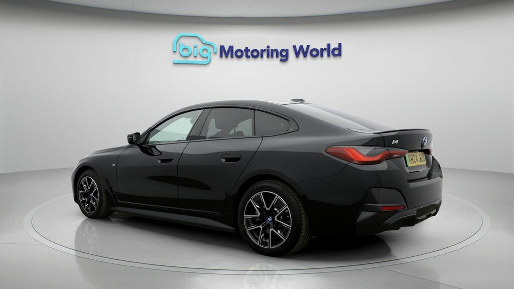 BMW i4 M Sport KR24JZN Black #5