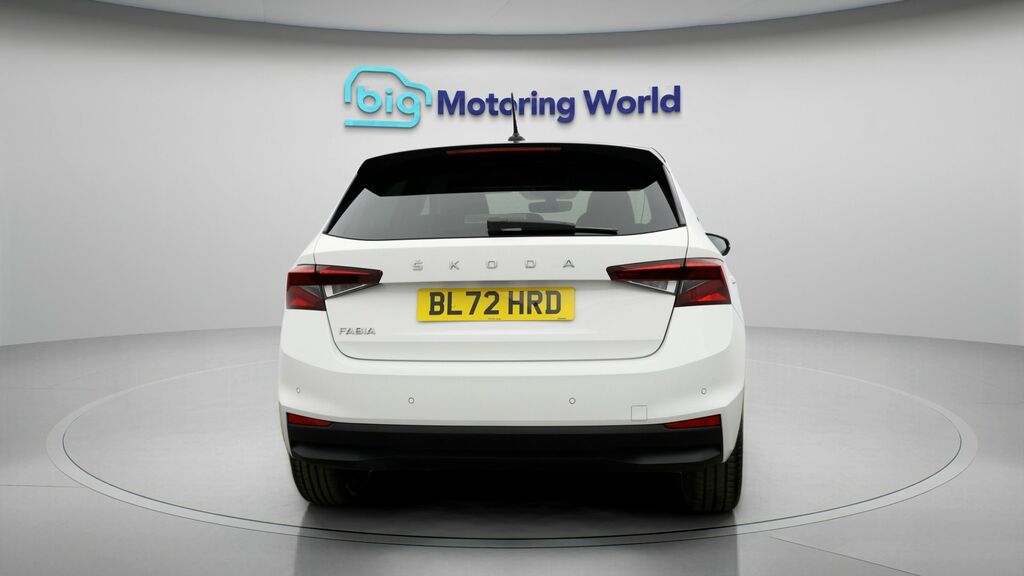 Skoda Fabia Colour Edition BL72HRD White #6