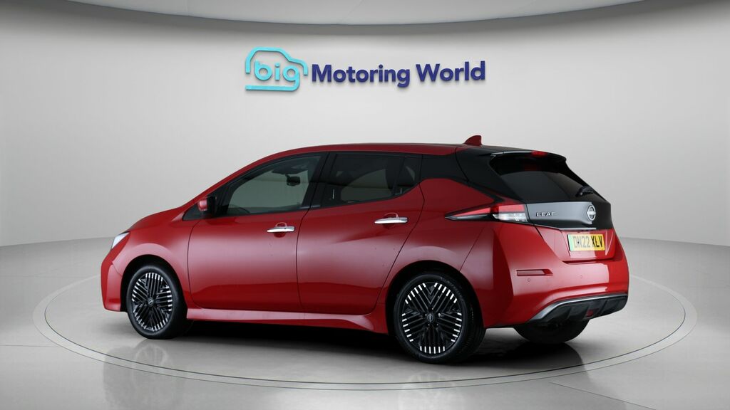 Nissan Leaf N-connecta DN22XLV Red #5