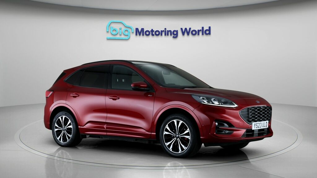 Ford Kuga St-line X Red