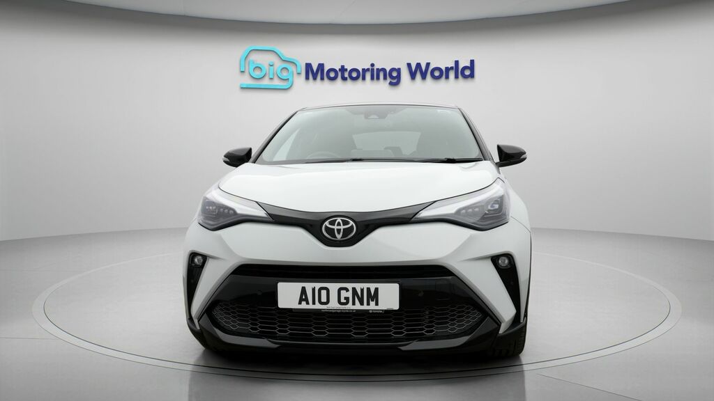 Toyota C-Hr Gr Sport Black #2