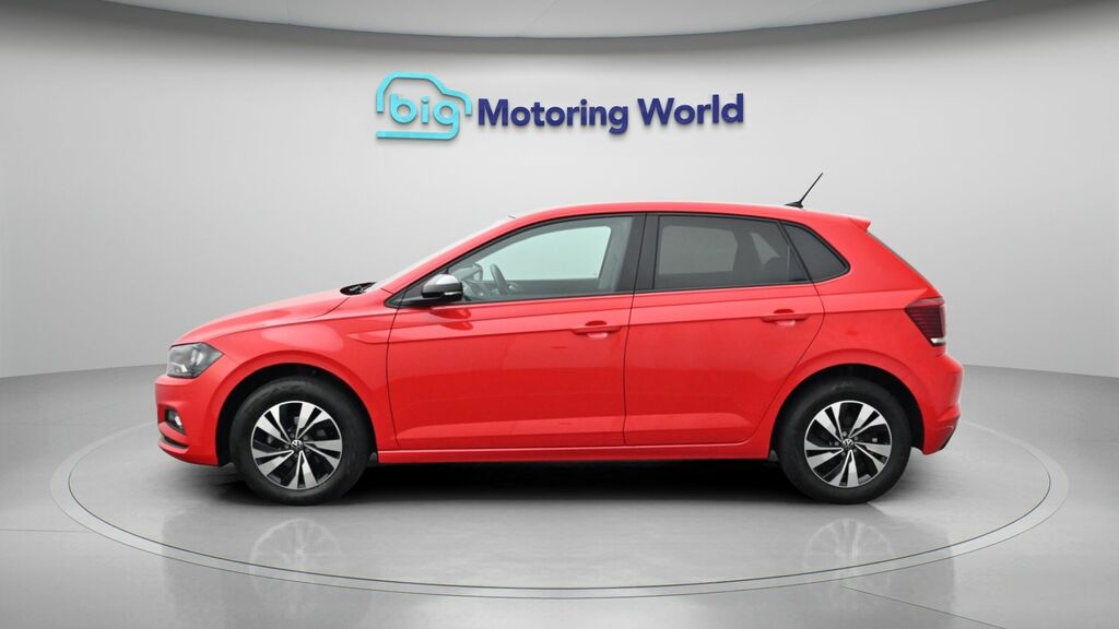 Volkswagen Polo Match Red #4
