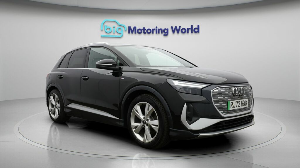 Audi Q4 E Tron S Line RJ72HXK Black