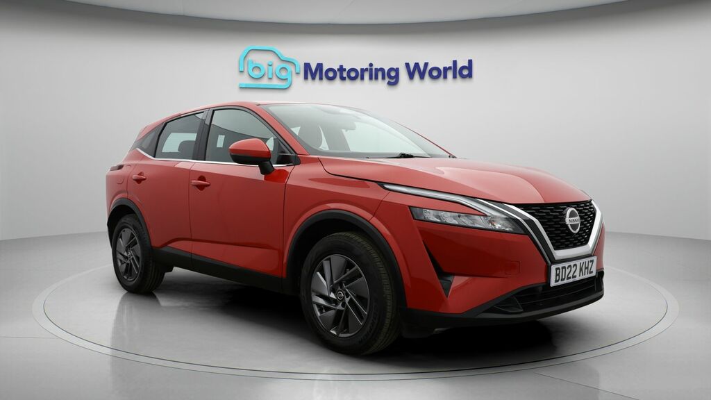 Nissan Qashqai Acenta Premium BD22KHZ Red