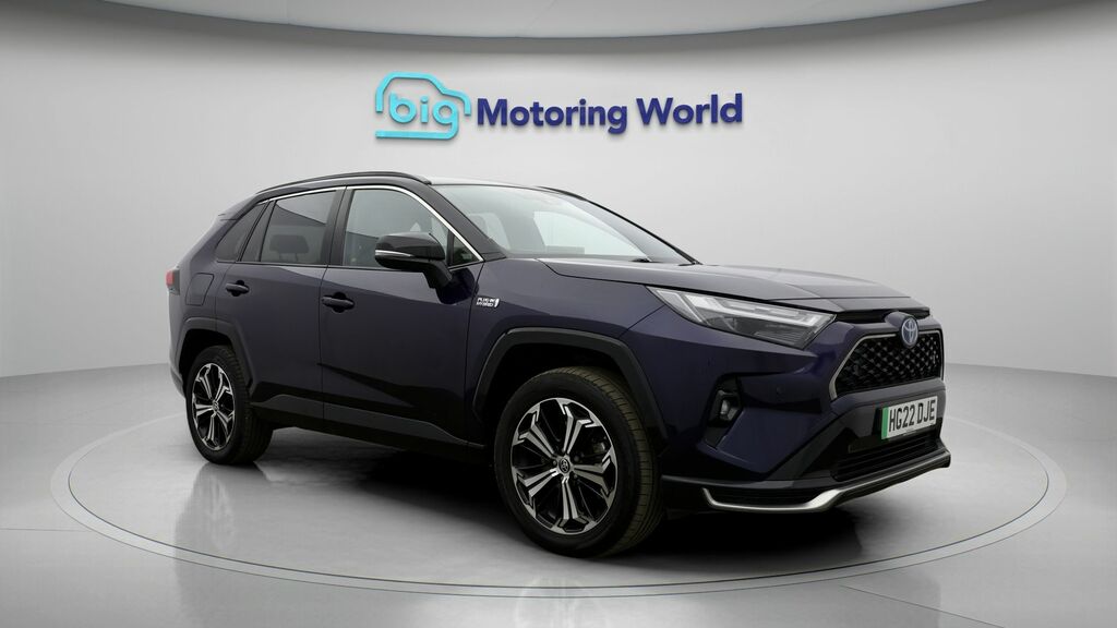 Toyota Rav 4 Dynamic Black