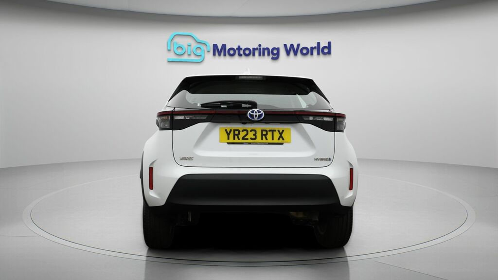 Toyota Yaris Cross Icon YR23RTX White #6