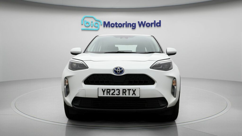Toyota Yaris Cross Icon YR23RTX White #2