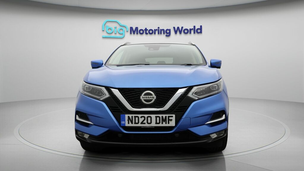 Nissan Qashqai Tekna Blue #2
