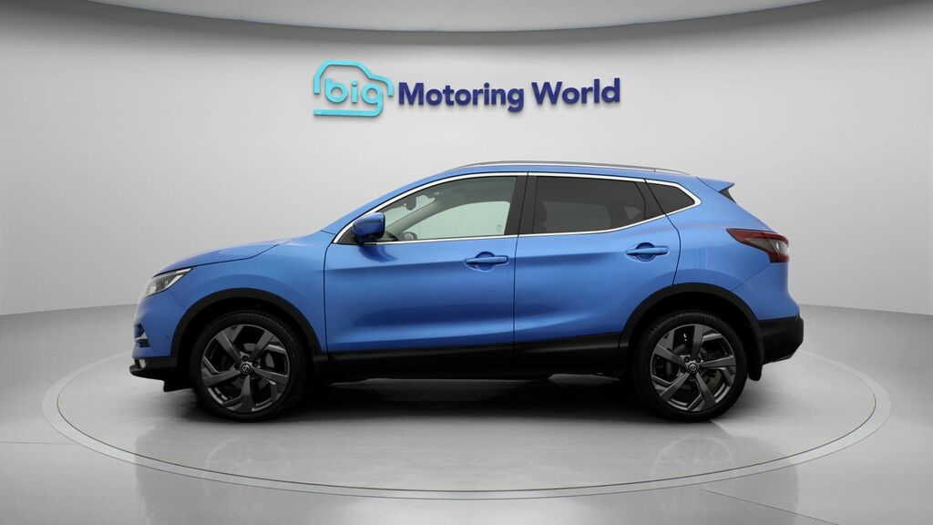 Nissan Qashqai Tekna Blue #4