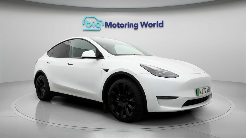 Tesla Model Y Long Range White