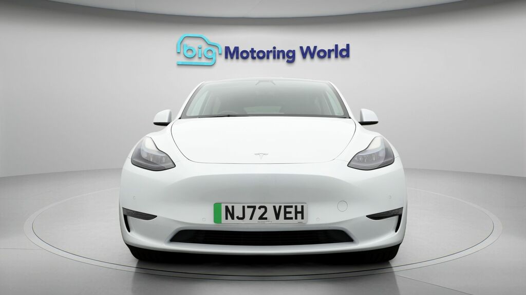 Tesla Model Y Long Range NJ72VEH White #2