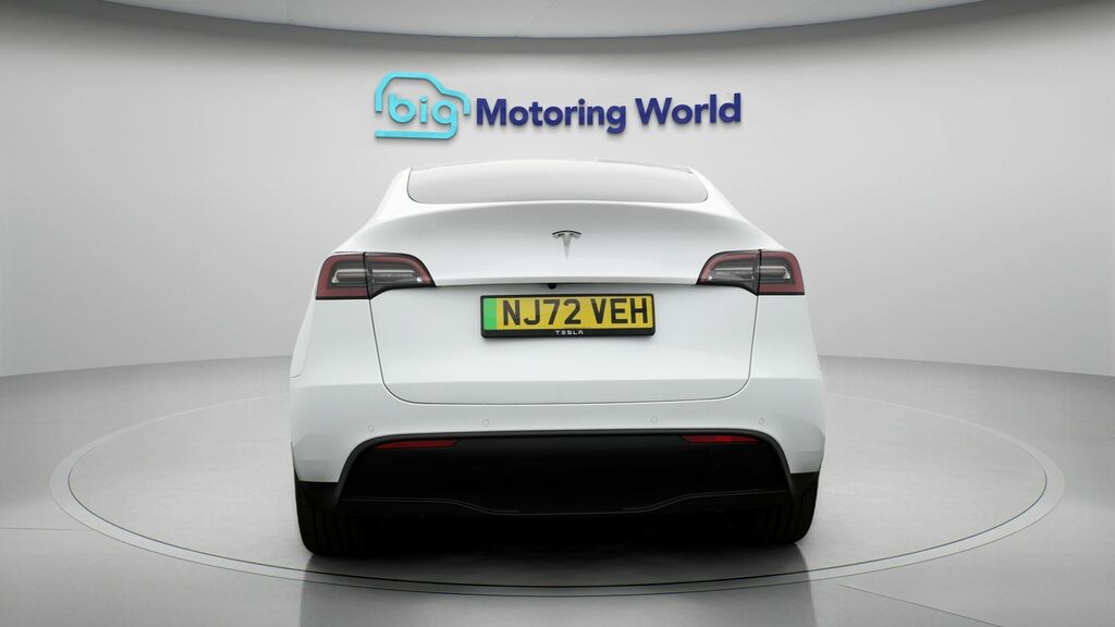 Tesla Model Y Long Range NJ72VEH White #6