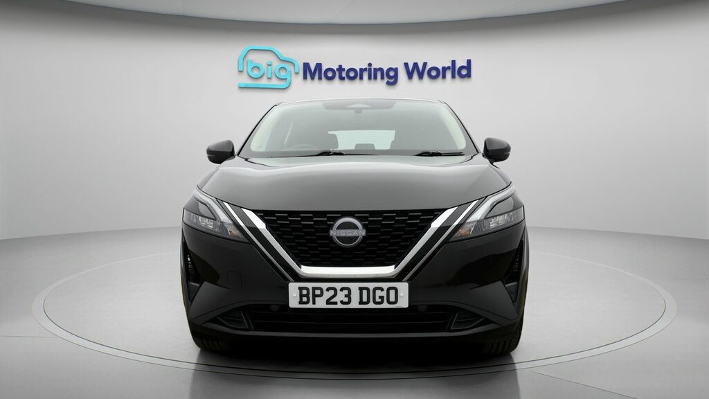 Nissan Qashqai Acenta Premium BP23DGO Black #2
