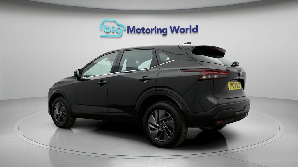 Nissan Qashqai Acenta Premium BP23DGO Black #5
