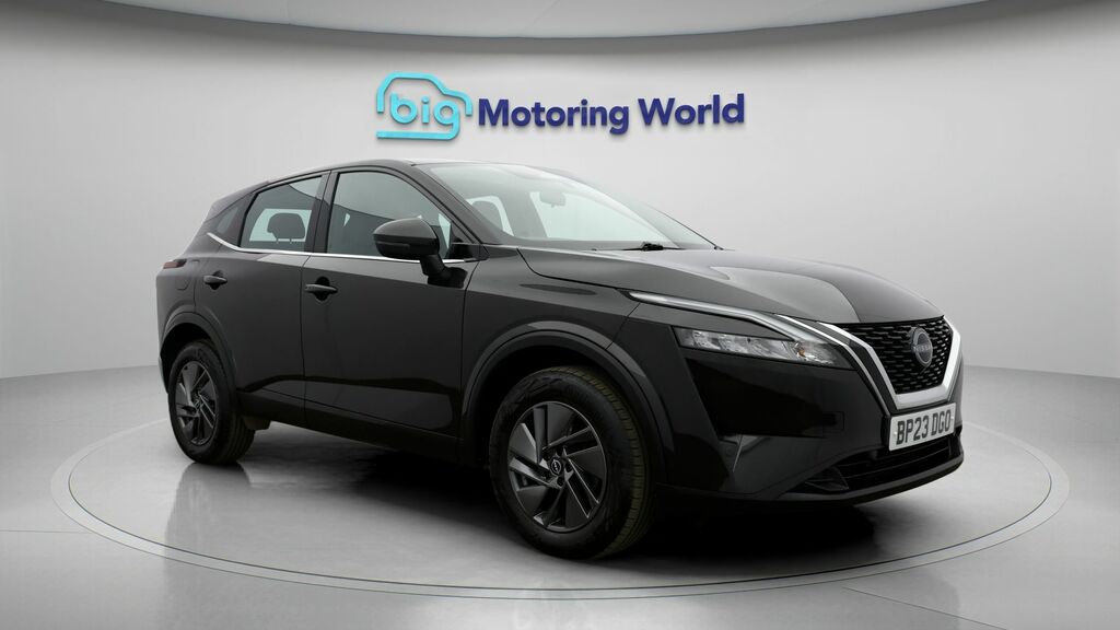 Nissan Qashqai Acenta Premium BP23DGO Black