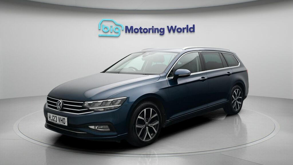 Volkswagen Passat Sel Blue #3