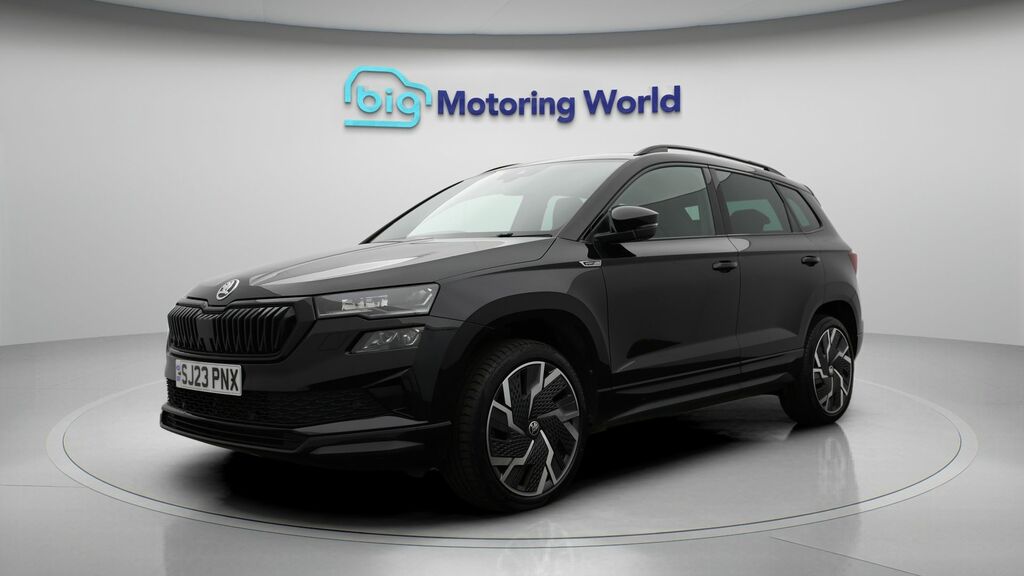 Skoda Karoq Sportline Black #3