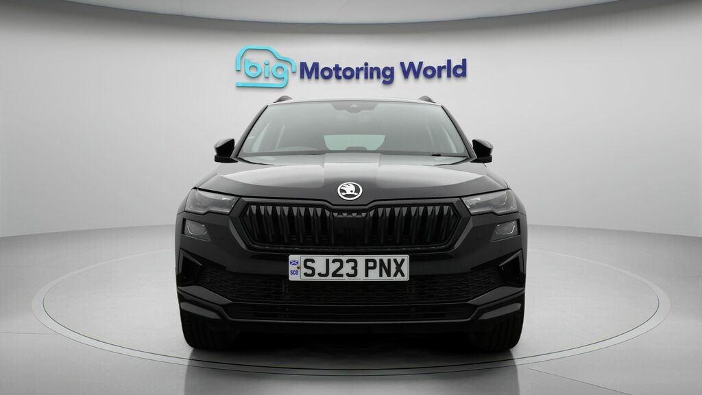 Skoda Karoq Sportline Black #2