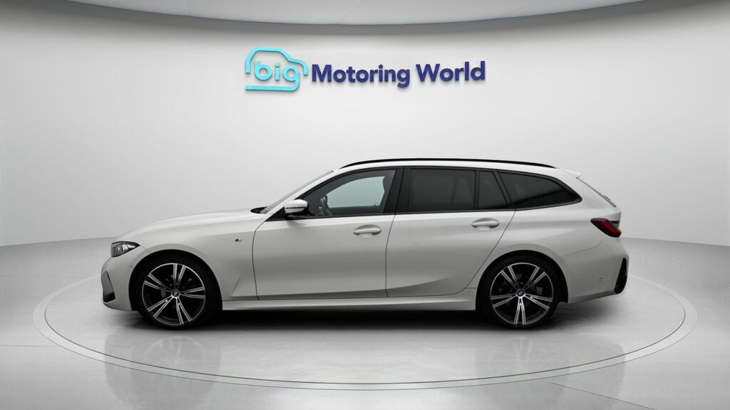 BMW 3 Series M Sport YH24NXO White #4