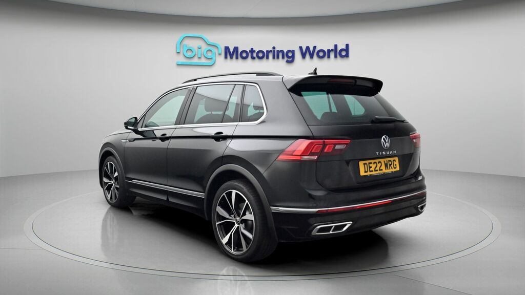 Volkswagen Tiguan R-line DE22WRG Black #5