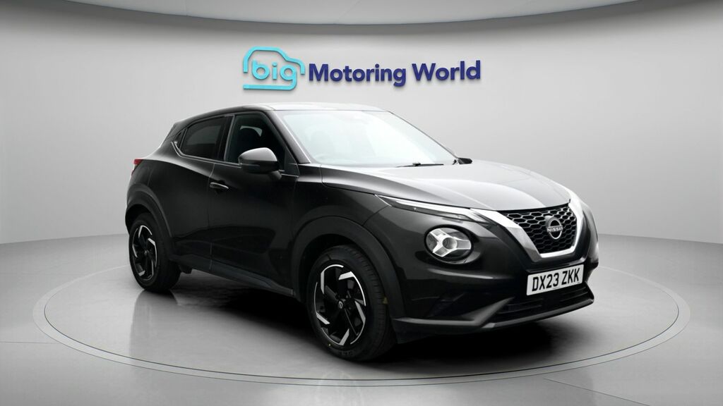 Nissan Juke N-connecta Black