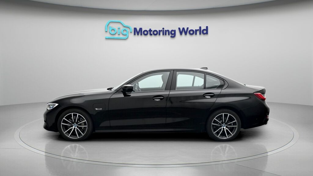 BMW 3 Series Sport Pro WP22JVZ Black #4