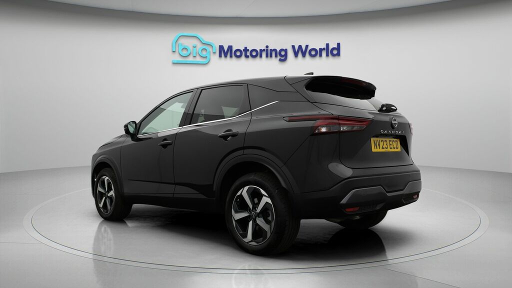 Nissan Qashqai N-connecta NV23ECD Black #5