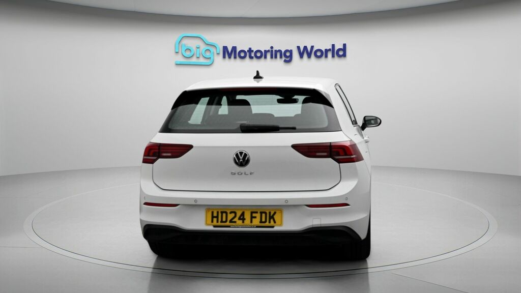 Volkswagen Golf Life White #6