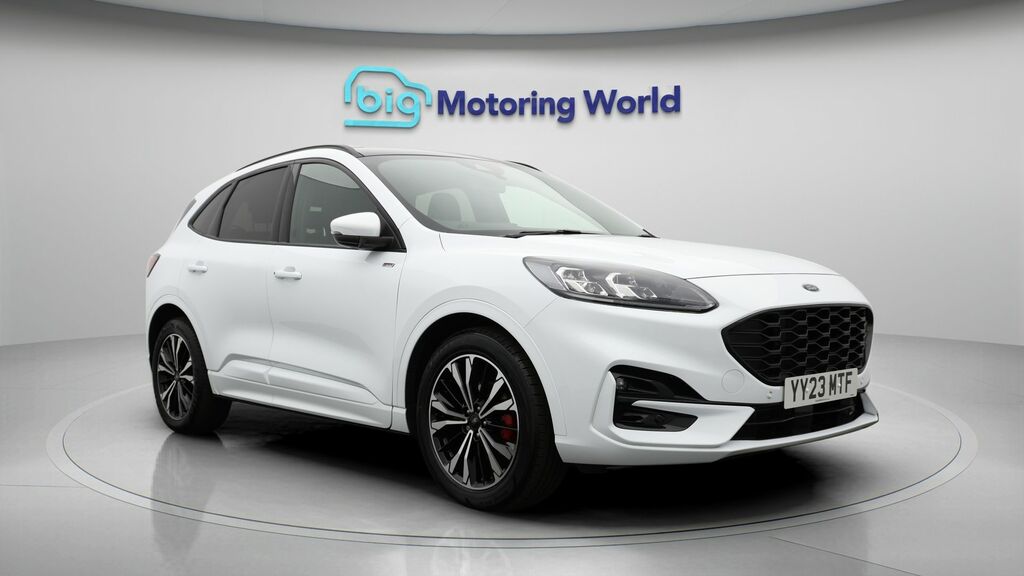 Ford Kuga St-line X Edition White