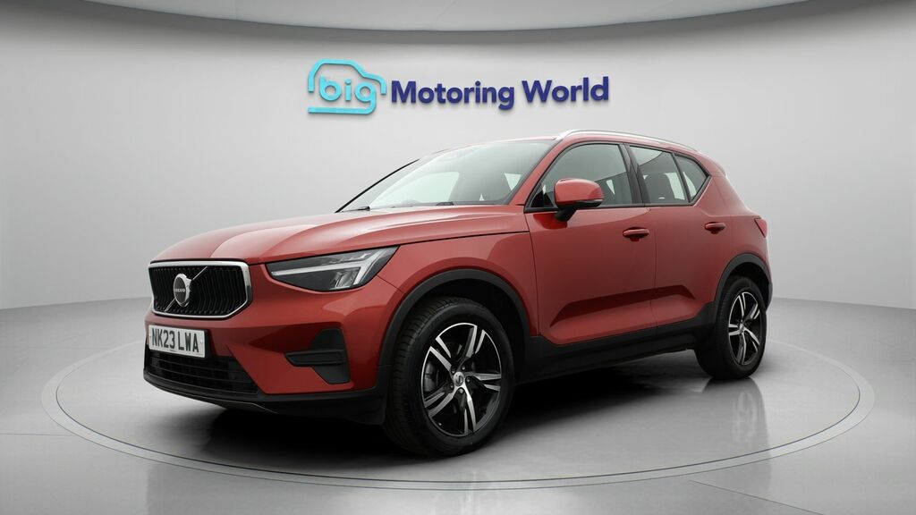 Volvo XC40 Core Red #3