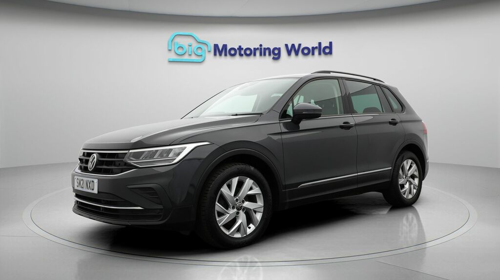 Volkswagen Tiguan Life Grey #3