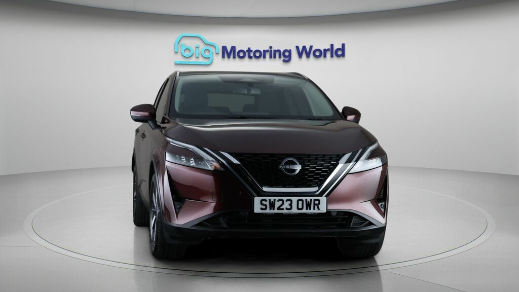 Nissan Qashqai N-connecta SW23OWR Red #2