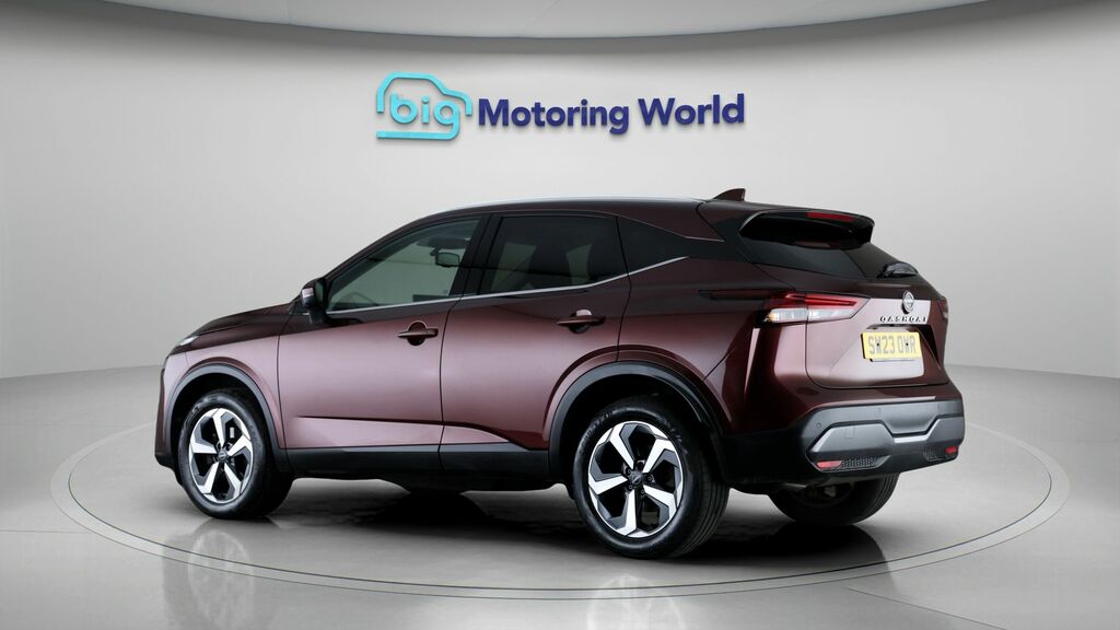 Nissan Qashqai N-connecta SW23OWR Red #5