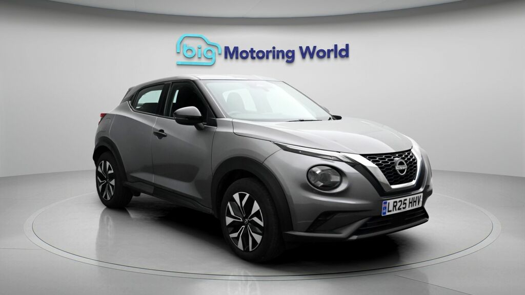 Nissan Juke Acenta Premium Grey
