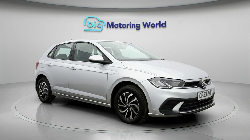 Volkswagen Polo Life Silver