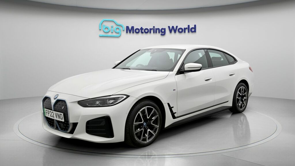 BMW i4 M Sport White #3