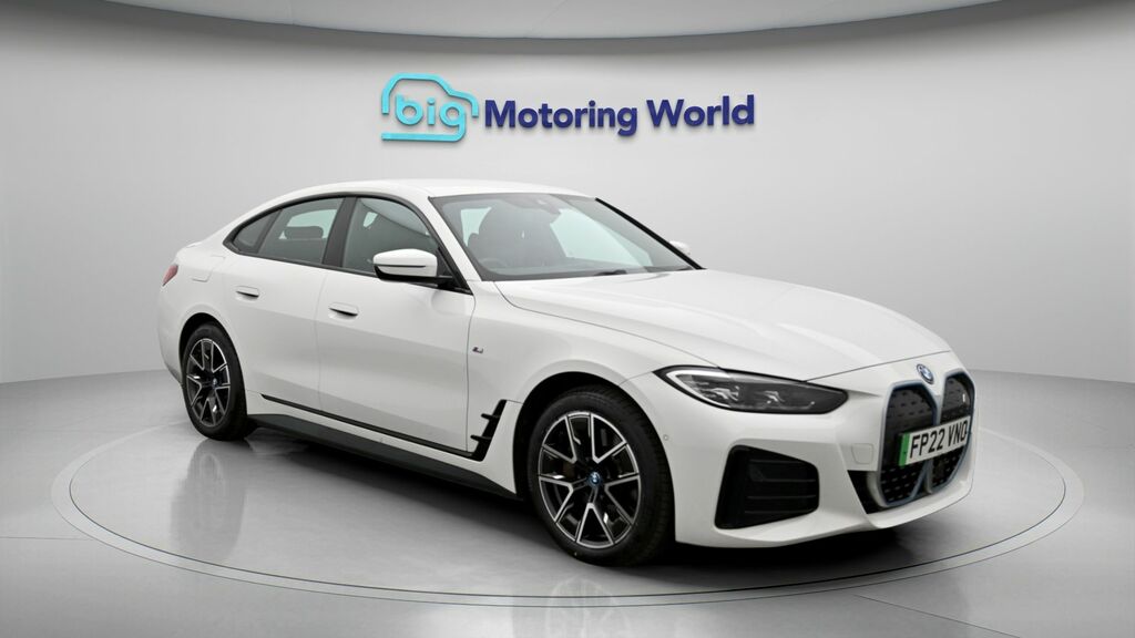 BMW i4 M Sport White