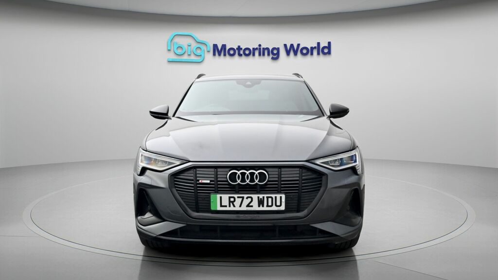 Audi E-tron Black Edition LR72WDU Grey #2