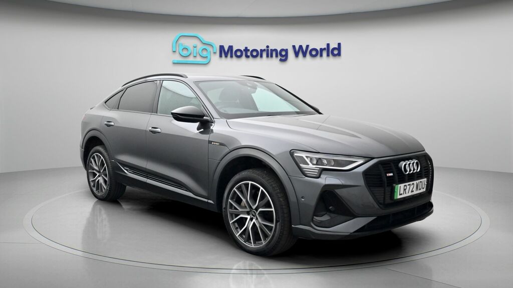 Audi E-tron Black Edition Grey