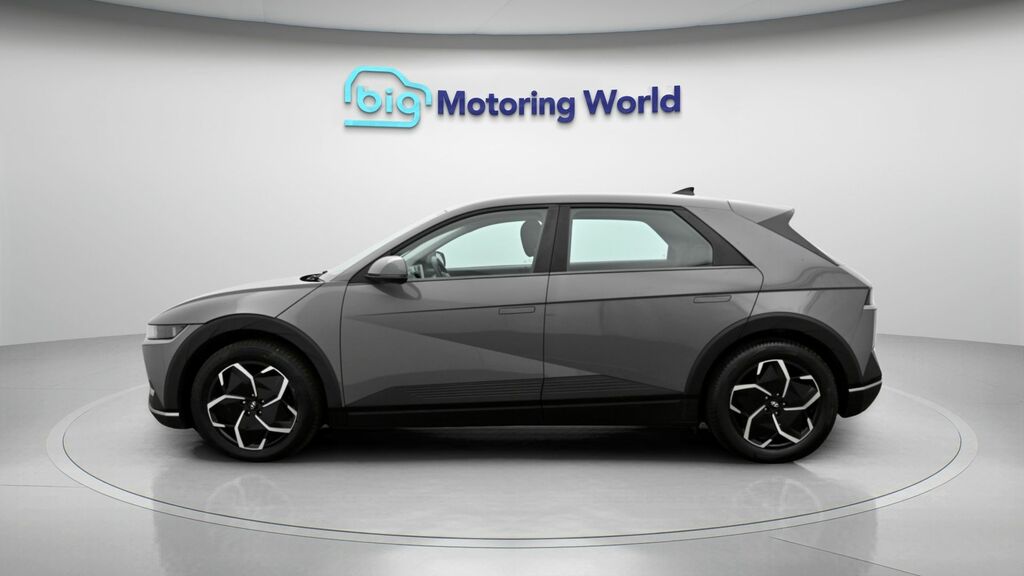 Hyundai Ioniq 5 Se Connect Grey #4