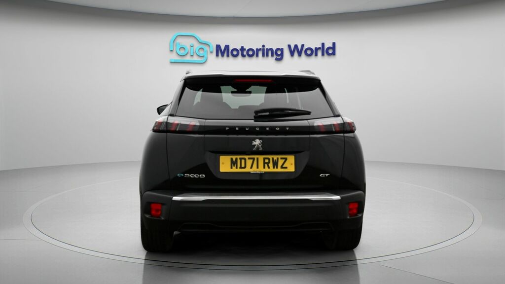 Peugeot e-2008 Gt Premium Black #6