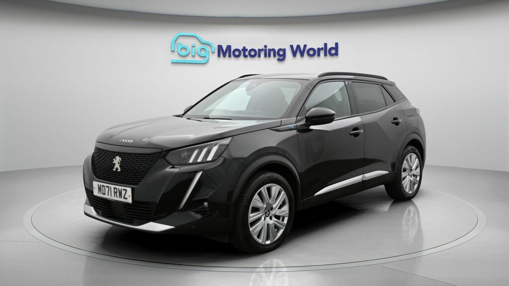 Peugeot e-2008 Gt Premium Black #3